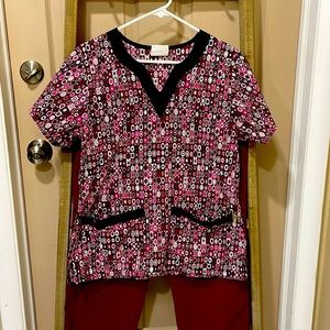 Tafford women’s scrub top- SZ S
